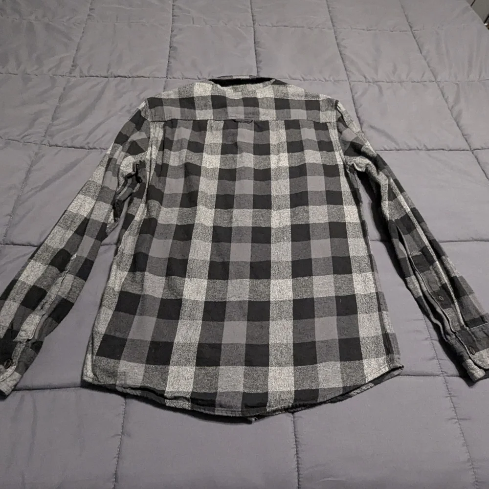 🔥🔥 Bundle Alert 3 URBAN PIPELINE Men's Sz Sm button down Plaid Flannel Shirts